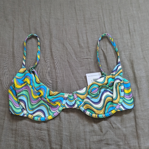WeWoreWhat Wavy Chevron Vintage Demi Bra Bikini Top - Picture 1 of 3